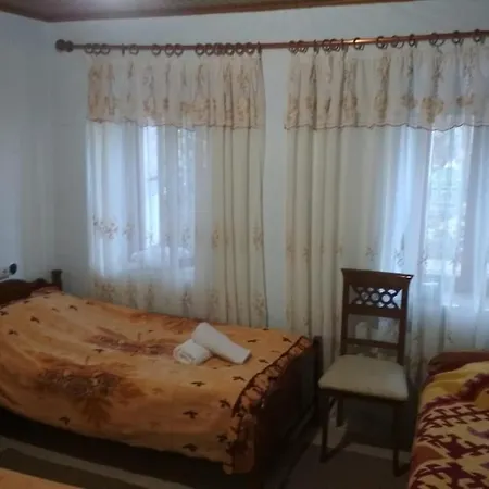 Guesthouse Celos *